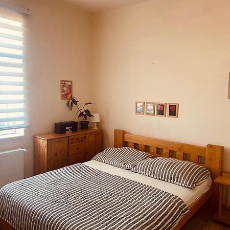 Apartman Lucian Прага Екстериор снимка