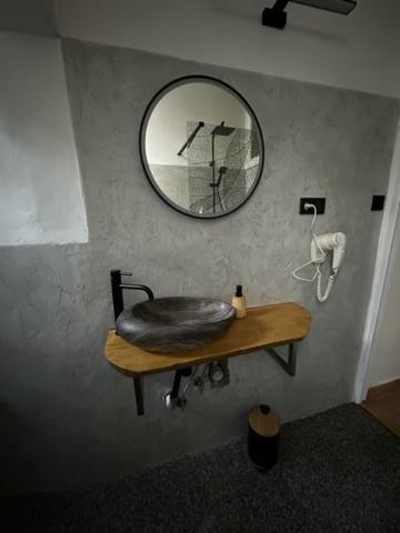 Apartman Lucian Прага Екстериор снимка